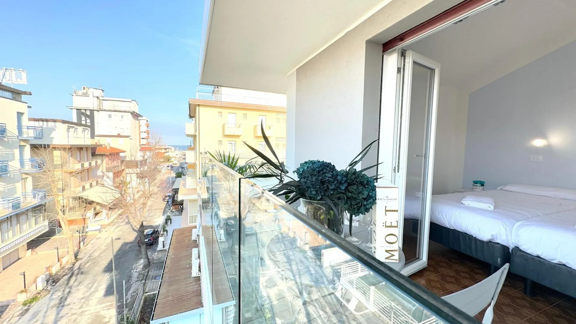 Hotel The Sea - 3 Minuti Dalla Spiaggia Rimini