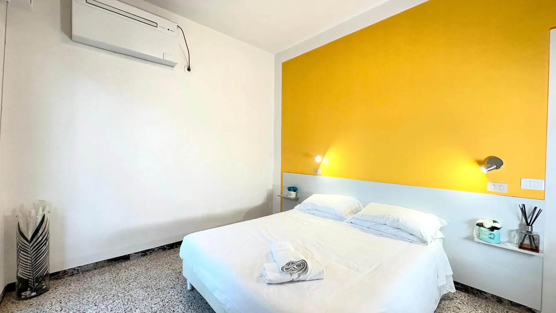 Hotel The Sea - 3 Minuti Dalla Spiaggia Rimini Italy