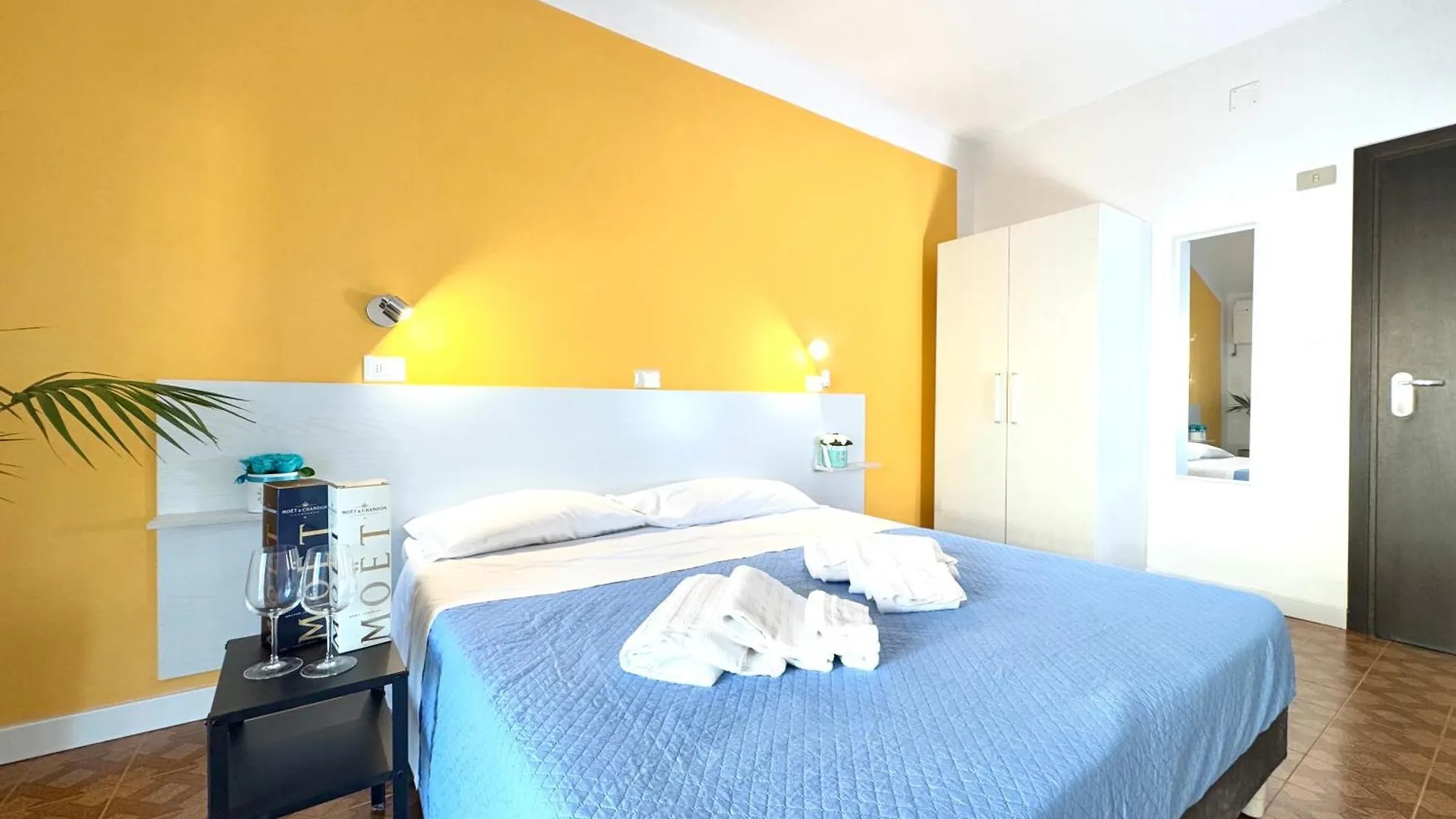 Hotel The Sea - 3 Minuti Dalla Spiaggia Rimini