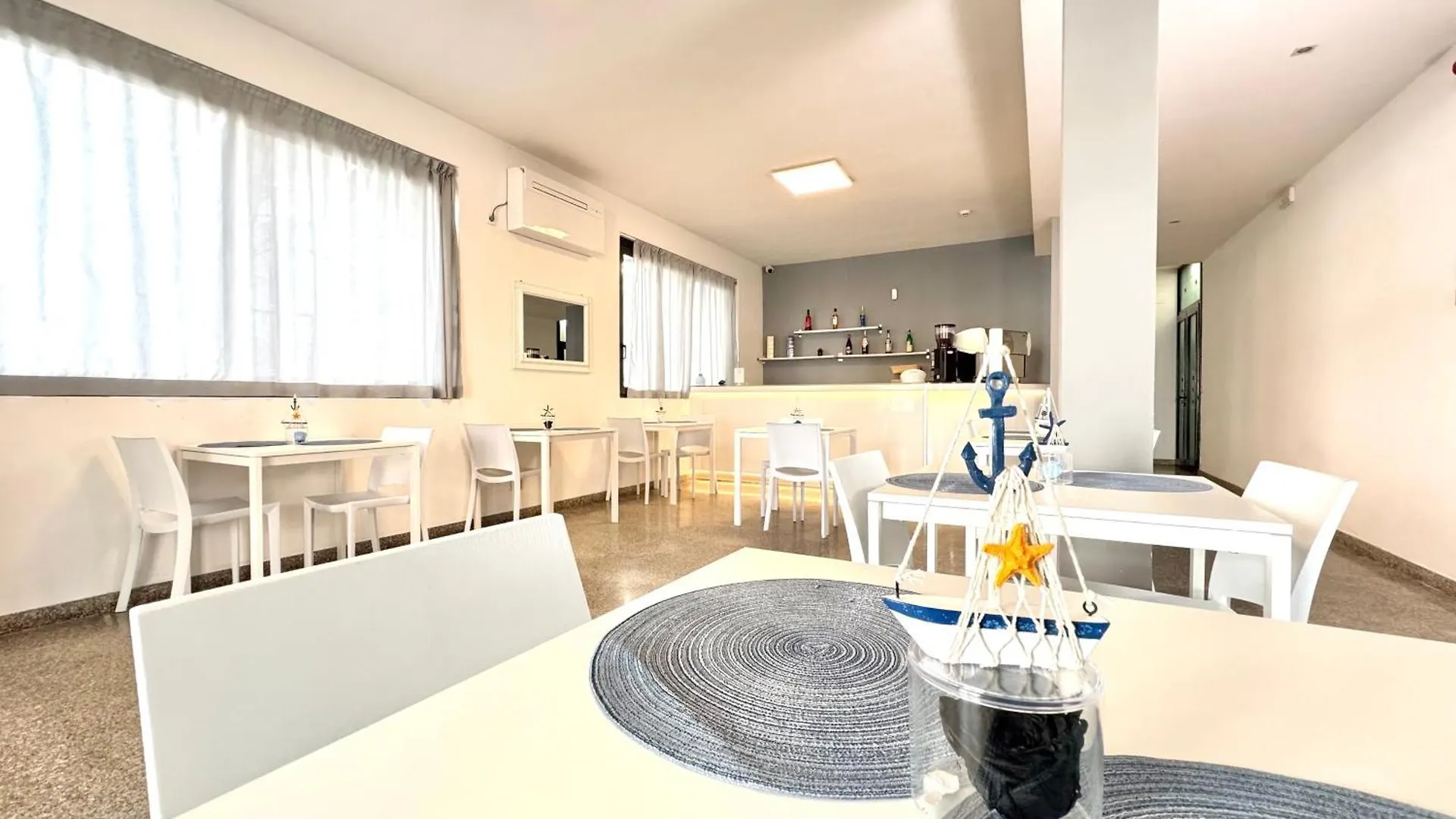 Hotel The Sea - 3 Minuti Dalla Spiaggia Rimini Itálie